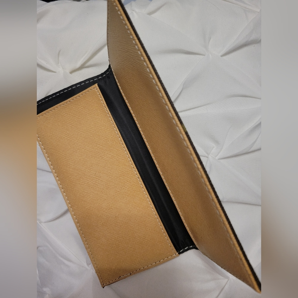 Guess wallet - Picture 5 of 7